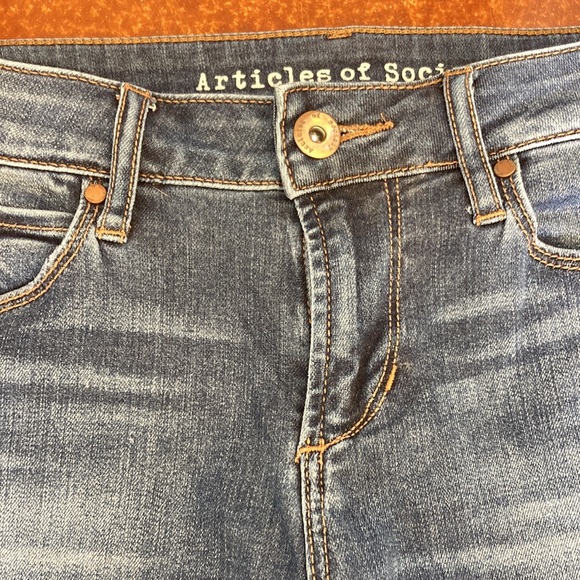 EUC Articles of Society Distressed Cropped / Ankle Skinny Leg Jeans Sz 26 - Picture 2 of 8